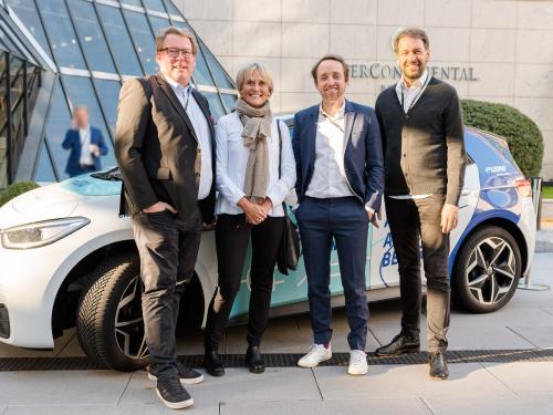 Die Fahrzeugwäsche der Zukunft: Wie eine deutsch-finnische Kooperation auf dem Weg ist eine ganze Branche zu verändern