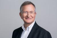 prof.-dr.-arndt-rolfs-ceo-arcensus-gmbh.jpeg