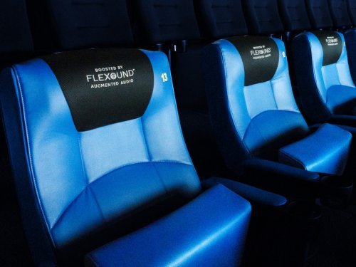 Das japanische Kinoerlebnis wird sich völlig neu anfühlen und anhören: Erstes Kino mit FLEXOUND Augmented Audio™ eröffnet – 96 % der Kinobesucher feiern